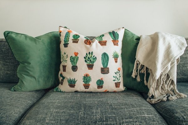 Quels sont les accessoires indispensables pour la décoration intérieure ?